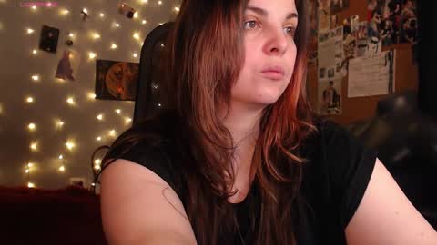 Snapshot of chill_saya chatting on October 16, 4:02 am Saya online show from October 16, 4:02 am