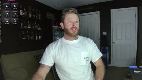 Chillinthemosttt online show from January 14, 3:11 am