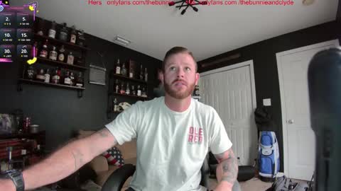 Chillinthemosttt online show from October 28, 3:25 pm