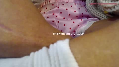 Snapshot of chillwithcamii chatting on February 17, 7:21 pm yoursensualparadise online show from February 17, 7:21 pm