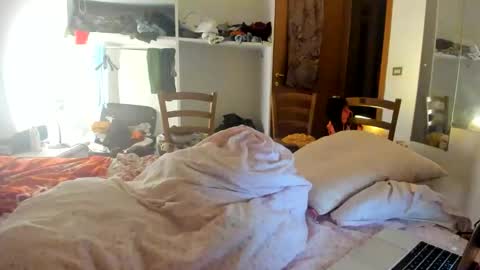 Snapshot of chillwithcamii chatting on September 17, 4:14 am yoursensualparadise online show from September 17, 4:14 am