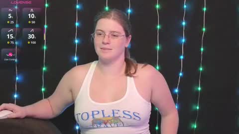 Snapshot of chjecouple chatting on November 4, 12:43 am chjecouple online show from November 4, 12:43 am