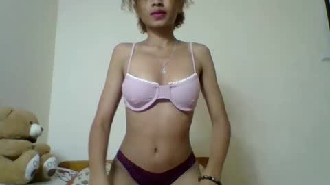 Snapshot of chloe9794 chatting on November 23, 3:45 pm chloe9794 online show from November 23, 3:45 pm