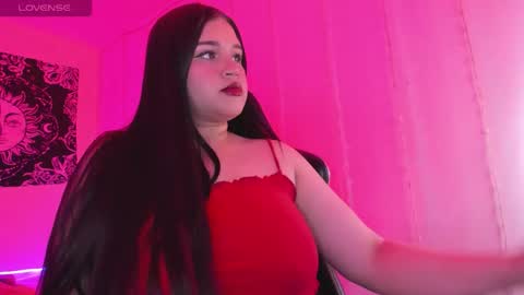 Snapshot of chloe__11 chatting on October 28, 5:59 pm chloe online show from October 28, 5:59 pm