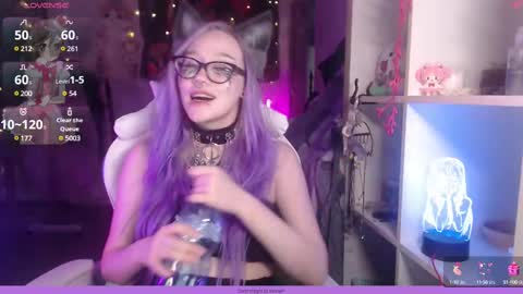 Snapshot of chloe_crystall_killer chatting on February 20, 7:34 am chloe_crystall_killer online show from February 20, 7:34 am