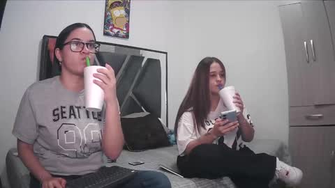 Snapshot of chloe_hotx chatting on September 21, 1:40 am Chloe and Danna online show from September 21, 1:40 am