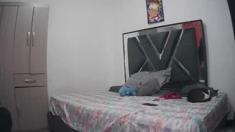 Snapshot of chloe_hotx chatting on September 28, 3:23 am Chloe and Danna online show from September 28, 3:23 am
