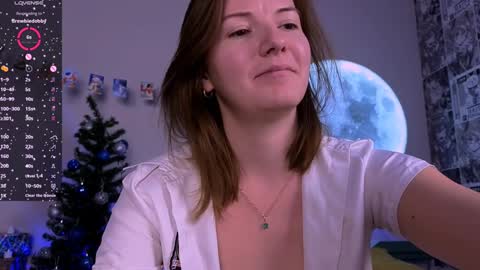 Snapshot of chloe_jeense chatting on December 31, 8:37 am Chloe online show from December 31, 8:37 am