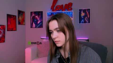 chloe_ley online show from March 6, 10:23 am