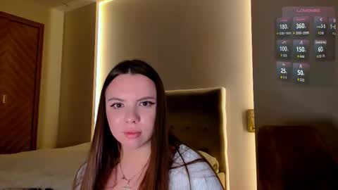 Chloe online show from October 11, 6:17 pm