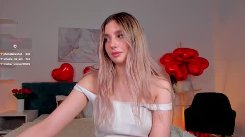 Chloe Lov GTM2 Mon Tue Thu Sat Sun 0400am - 1030m online show from February 13, 7:24 am