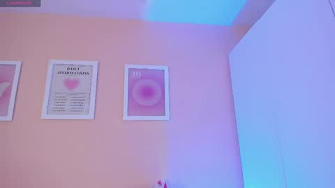 Chloe  online show from April 16, 3:18 am