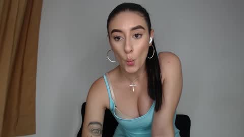 Chloe  online show from September 29, 12:16 am