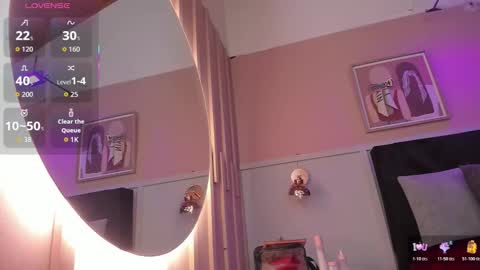   online show from November 6, 7:48 pm