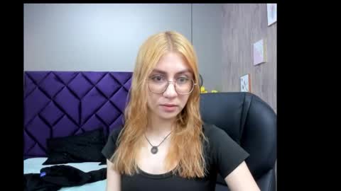 chloecampbell03 online show from November 28, 11:35 am