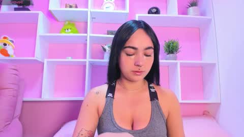 Chloe online show from December 2, 11:37 am