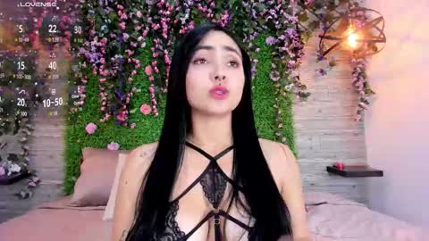 Chloe online show from December 23, 8:45 am