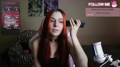 Chloe online show from February 6, 7:12 am