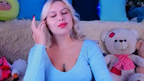 Snapshot of chloericci chatting on September 11, 8:58 am ChloeRicci online show from September 11, 8:58 am