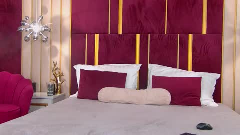 Chloe online show from February 26, 9:32 am