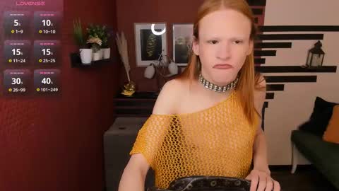 Snapshot of chloevalentinee chatting on October 29, 12:18 pm Chloe online show from October 29, 12:18 pm