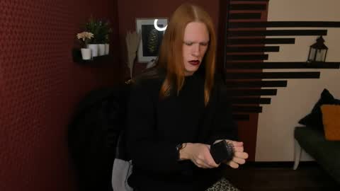 Snapshot of chloevalentinee chatting on November 6, 12:06 pm Chloe online show from November 6, 12:06 pm