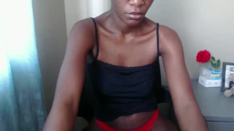 Snapshot of choccoa chatting on March 5, 5:29 am Daisy online show from March 5, 5:29 am