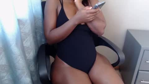 Snapshot of choccoa chatting on October 2, 6:31 am Daisy online show from October 2, 6:31 am