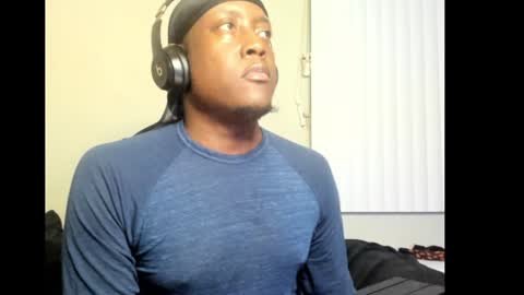 Snapshot of chocdude2877 chatting on January 5, 3:11 am Choc online show from January 5, 3:11 am