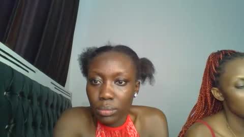 Snapshot of chocobear22 chatting on December 4, 10:57 am chocobear22 online show from December 4, 10:57 am