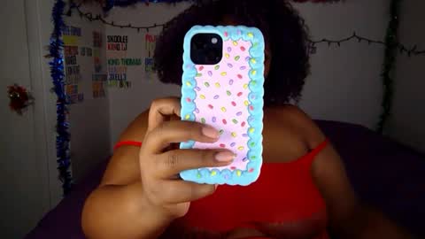 Snapshot of chocolatebunnyxx69 chatting on December 23, 11:28 pm Melina online show from December 23, 11:28 pm