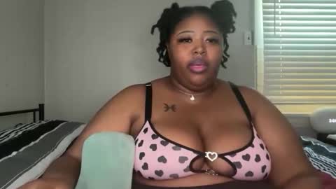 Melina online show from April 22, 6:20 pm