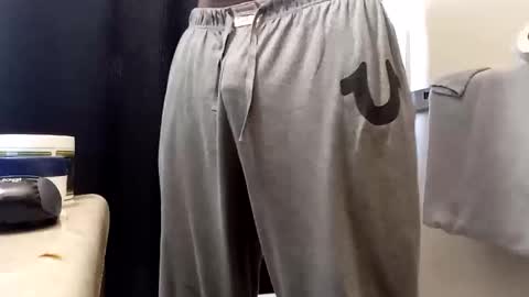 Snapshot of chocolatedilf chatting on December 31, 8:12 pm chocolatedilf online show from December 31, 8:12 pm