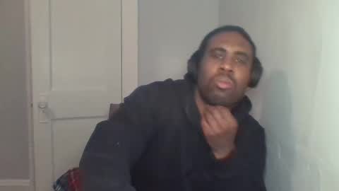 Snapshot of chocolatedolla chatting on February 28, 2:20 am chocolatedolla online show from February 28, 2:20 am