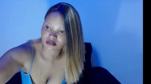 chocolatemilkebony online show from January 29, 10:22 pm