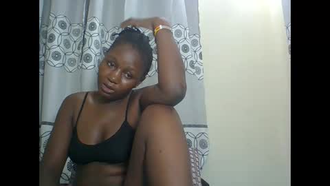 Snapshot of chocolateskin4 chatting on December 3, 6:39 pm JANE online show from December 3, 6:39 pm