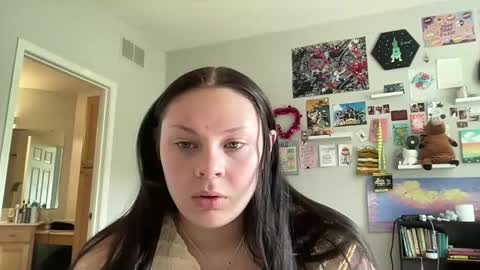 chocolatevanillaswirl3 online show from April 11, 9:08 pm