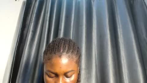 Snapshot of chocoslut22 chatting on October 27, 3:43 am chocoslut22 online show from October 27, 3:43 am