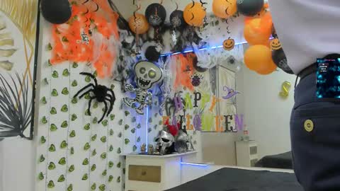 Chorey Thaylor online show from October 25, 2:24 pm