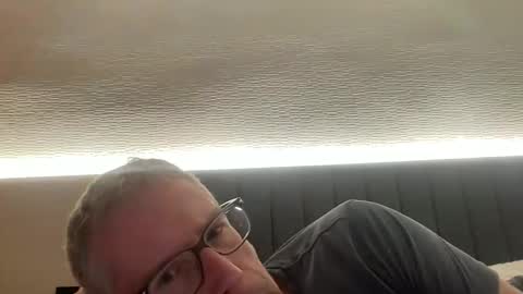 Snapshot of choupipat1 chatting on October 21, 10:54 pm choupipat1 online show from October 21, 10:54 pm