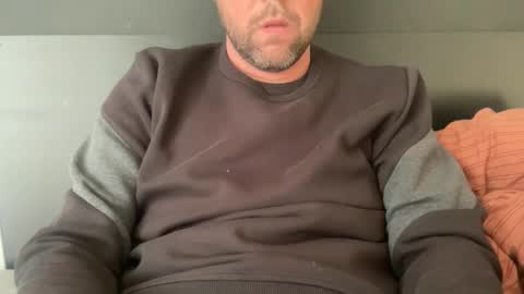 Snapshot of chris13abcd chatting on October 4, 3:32 pm chris13abcd online show from October 4, 3:32 pm