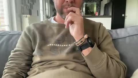 Snapshot of chris13abcd chatting on November 12, 12:16 pm chris13abcd online show from November 12, 12:16 pm