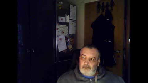 Snapshot of chris250268 chatting on February 23, 6:39 am Chris online show from February 23, 6:39 am