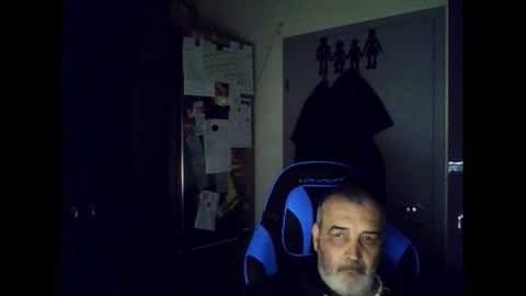 Snapshot of chris250268 chatting on September 12, 6:52 pm Chris online show from September 12, 6:52 pm