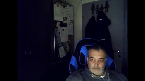 Snapshot of chris250268 chatting on September 28, 5:02 am Chris online show from September 28, 5:02 am