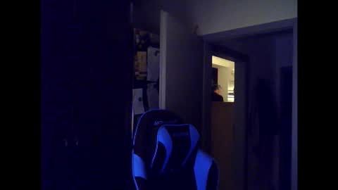 Chris online show from February 14, 6:48 pm