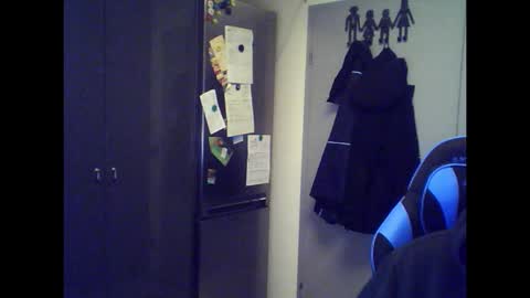 Chris online show from February 28, 6:42 pm