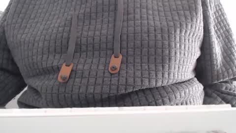 Snapshot of chris4urs chatting on December 1, 10:09 am Chris online show from December 1, 10:09 am