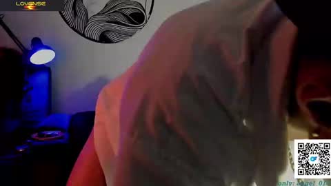 chris_angel01 online show from December 15, 12:51 am