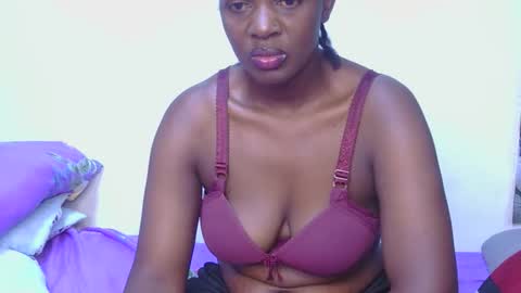 chris_crownie online show from December 18, 10:49 pm